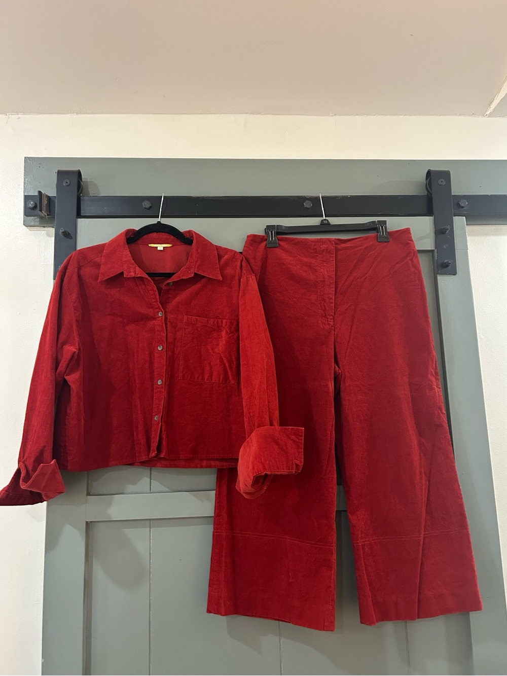Gianni Bini Red Corduroy Matching Set Size L / 10 Wide Leg Pants Holiday Outfit
